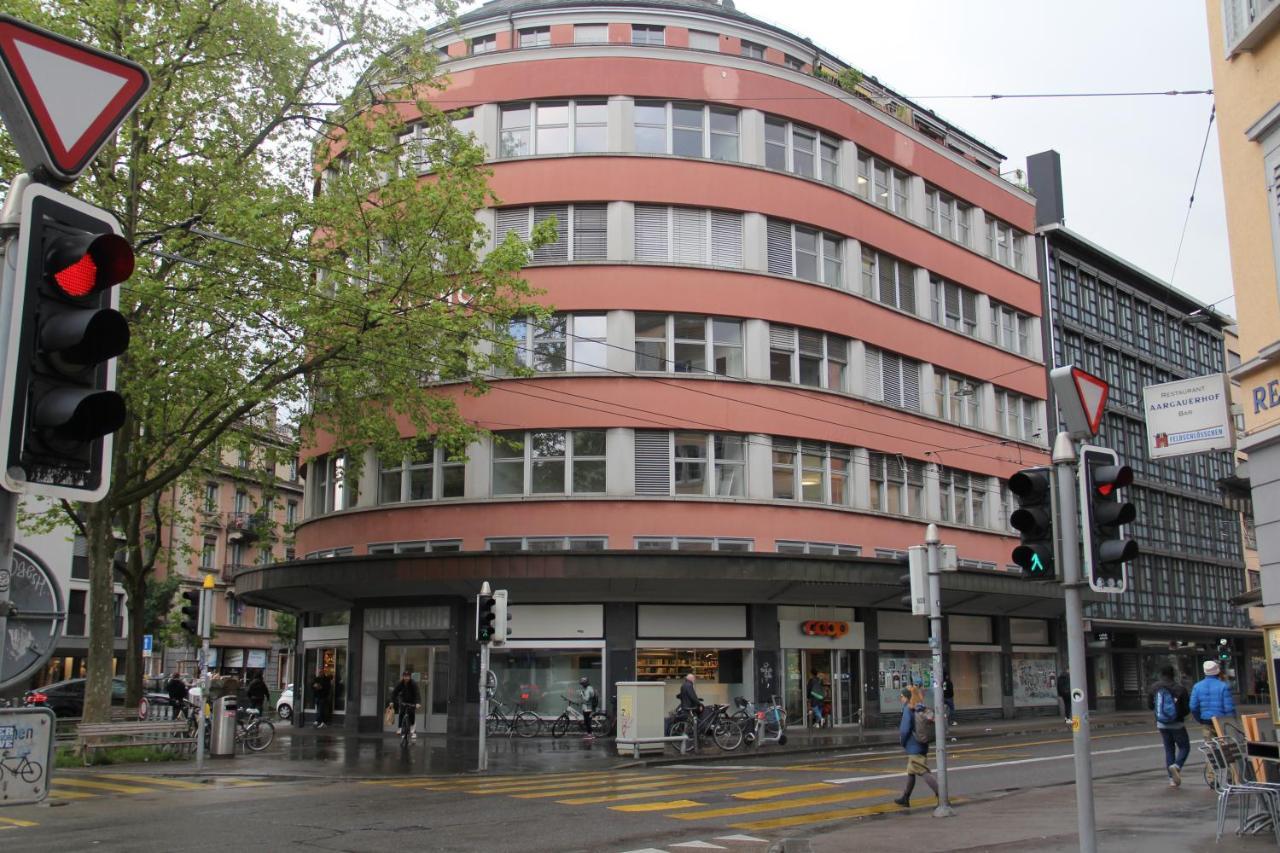 Stay2Night City Center Hostel Цюрих Екстер'єр фото